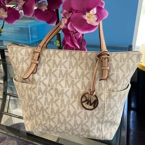 Authentic Michael Kors Purse